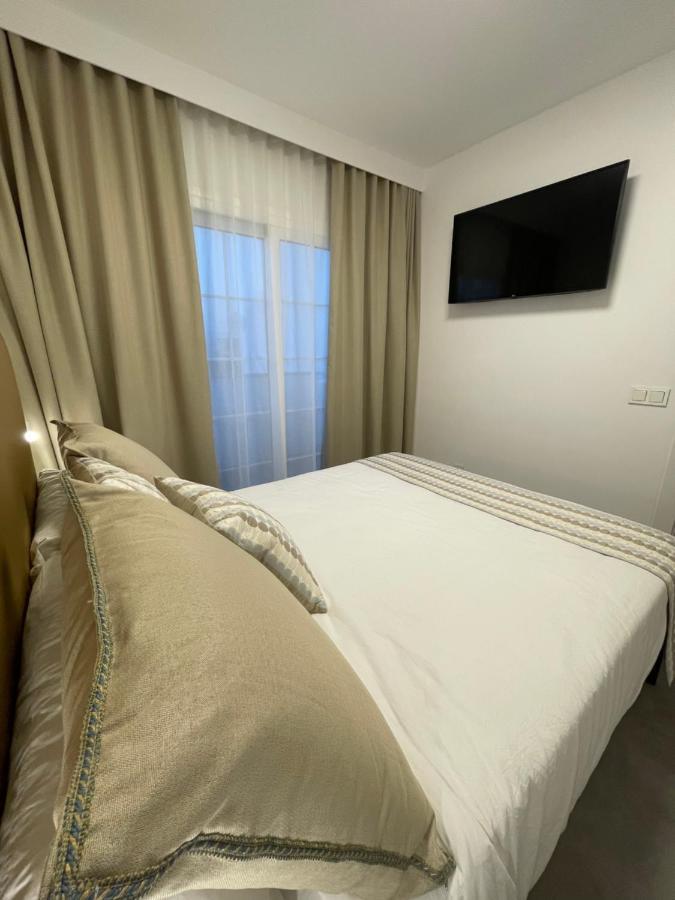 Izaro Apartamento Atico De Lujo Cerca De Playa Dorada Playa Blanca  Buitenkant foto