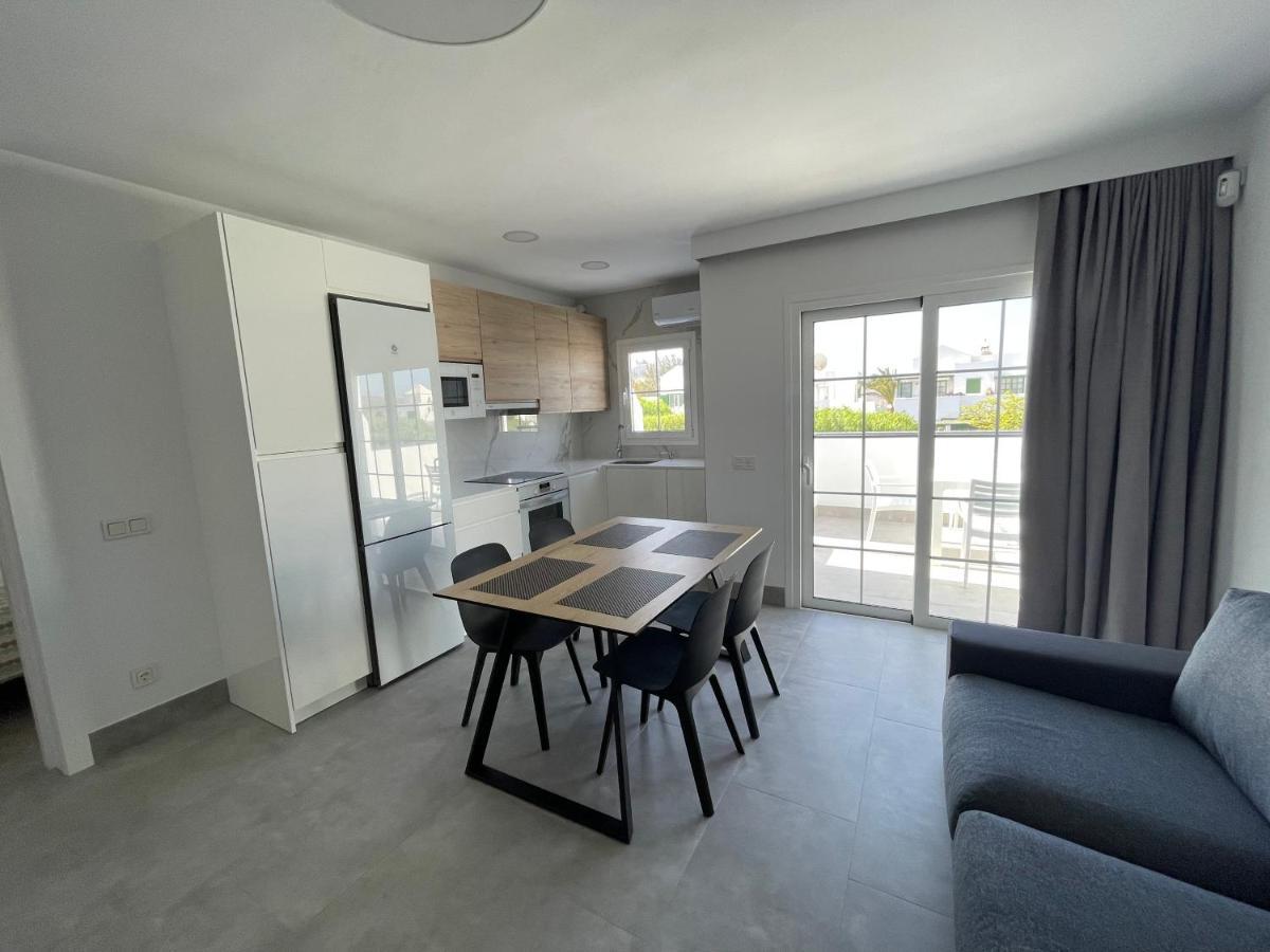 Izaro Apartamento Atico De Lujo Cerca De Playa Dorada Playa Blanca  Buitenkant foto