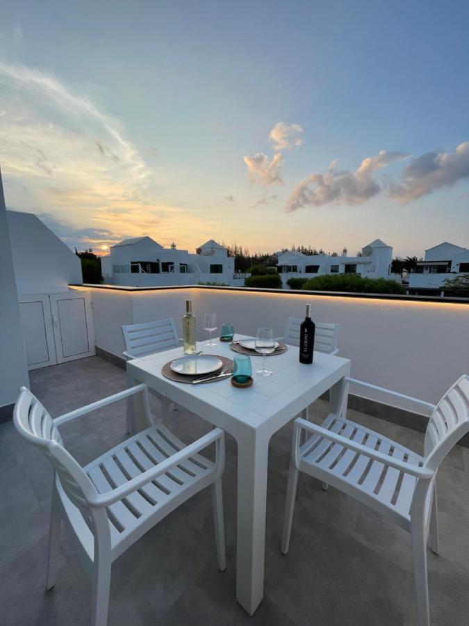 Izaro Apartamento Atico De Lujo Cerca De Playa Dorada Playa Blanca  Buitenkant foto